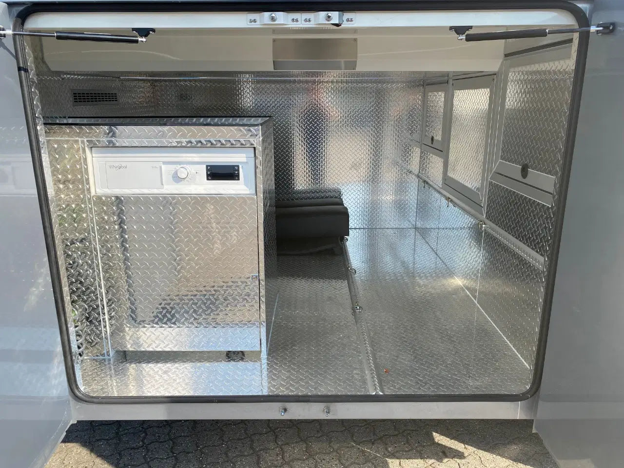 Scania S500 STX – luxe camper met 3 uitschuifbare modules